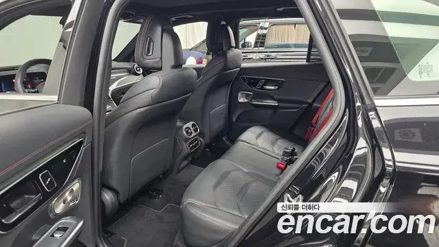 Mercedes-Benz GLC-Class 2024 — Photo 12/20