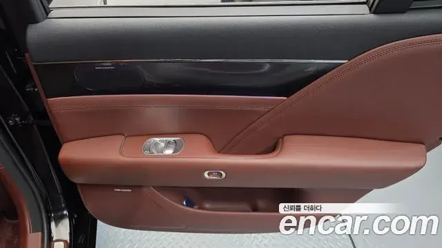 Genesis G90 2025 — ფოტო 7/31