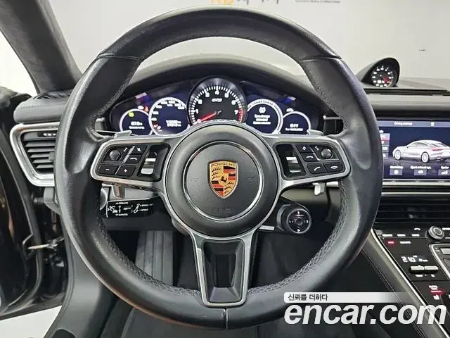 Porsche Panamera 2019 — Şəkil 7/9