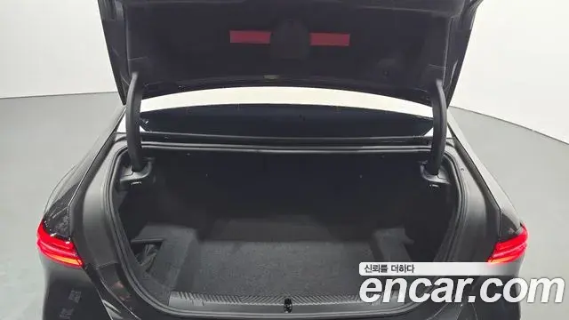 BMW 5 Series 2024 — Photo 20/20