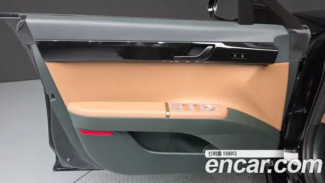 Hyundai Grandeur Hybrid 2025 — ფოტო 23/33