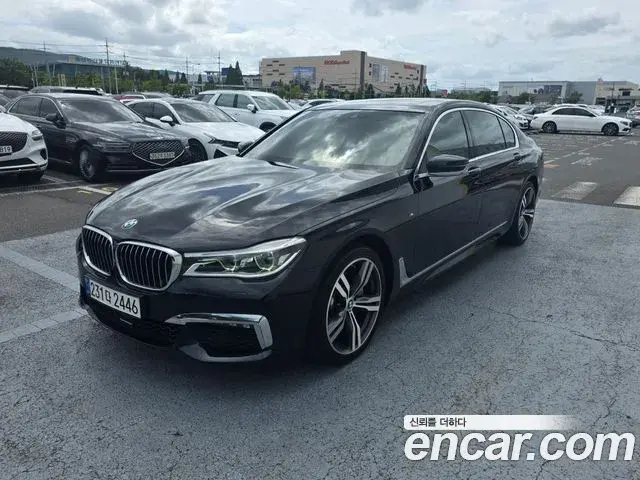 BMW 7 Series 2018 — Фото 7/19