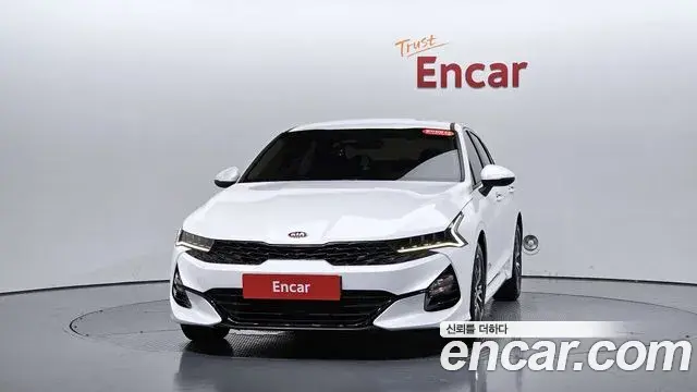 Kia K5 2020 — Şəkil 9/32