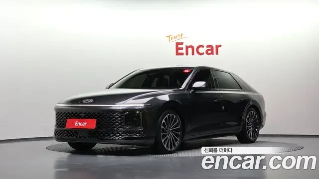 Hyundai Grandeur Hybrid 2023 — Photo 16/20