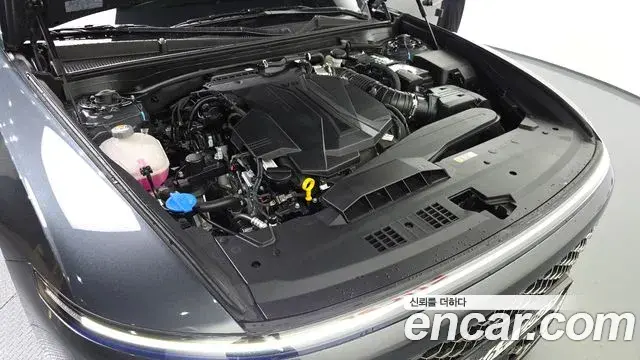 Hyundai Grandeur Hybrid 2023 — Photo 20/20