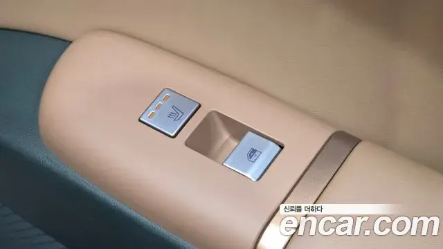 Hyundai Grandeur Hybrid 2023 — Photo 10/20