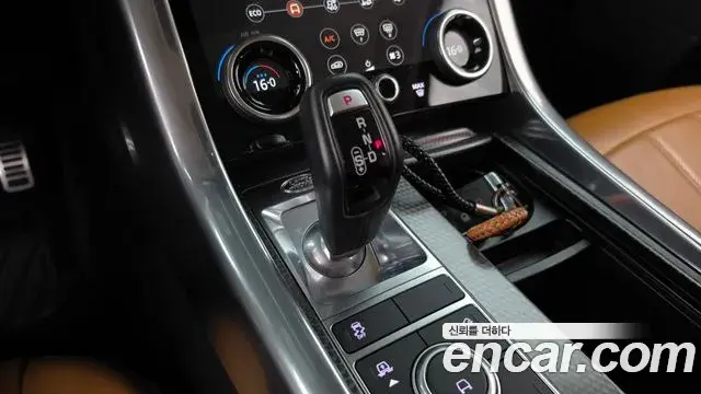 Land Rover Range Rover Sport 2021 — ფოტო 7/37