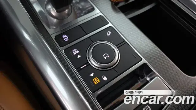 Land Rover Range Rover Sport 2021 — ფოტო 30/37