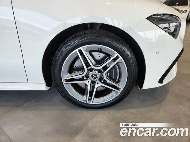 Mercedes-Benz CLA-Class 2026 — Photo 4/20