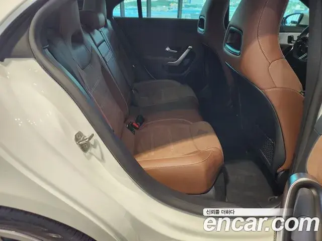 Mercedes-Benz CLA-Class 2026 — Photo 17/20