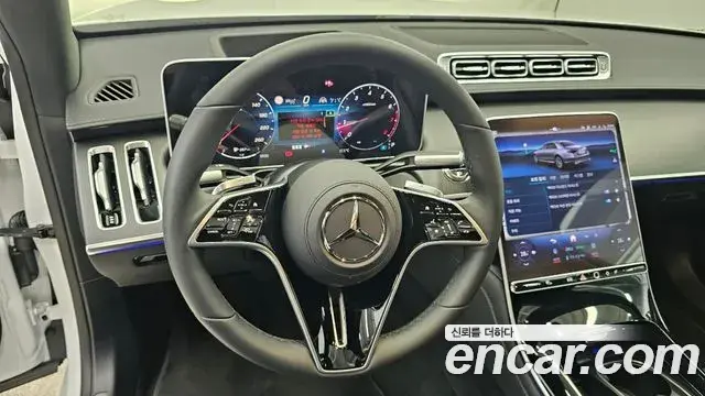 Mercedes-Benz S-Class 2025 — Фото 12/18