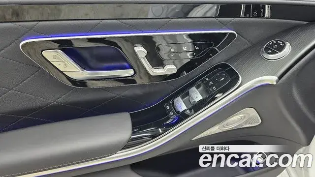 Mercedes-Benz S-Class 2025 — Фото 14/18