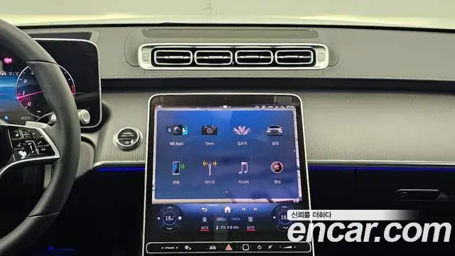 Mercedes-Benz S-Class 2025 — Фото 15/18
