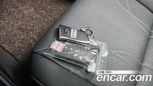 Lexus ES300h 2019 — Şəkil 7/35