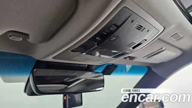 Lexus ES300h 2019 — Şəkil 16/35