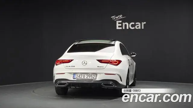 Mercedes-Benz CLA-Class 2022 — Фото 4/20