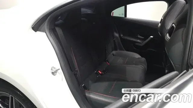 Mercedes-Benz CLA-Class 2022 — Фото 12/20