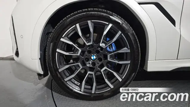 BMW X6 2024 — ფოტო 25/32