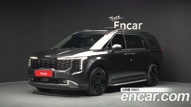 Kia Carnival 2024 — Фото 1/20