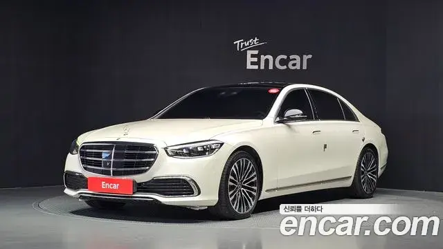 Mercedes-Benz S-Class 2023 — Фото 1/20