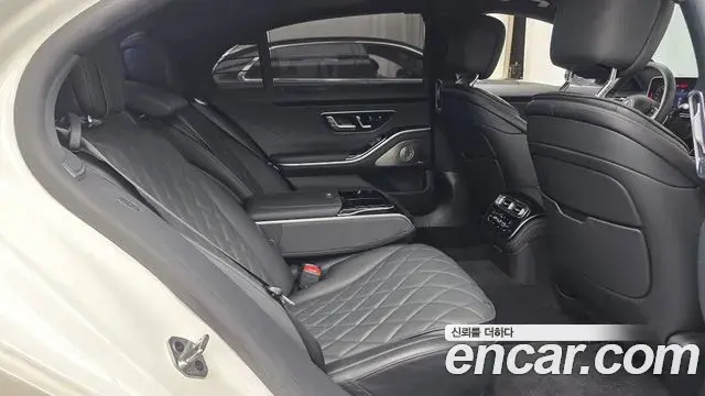 Mercedes-Benz S-Class 2023 — Фото 11/20