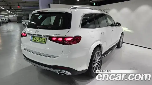 Mercedes-Benz GLS-Class 2025 — Photo 7/20