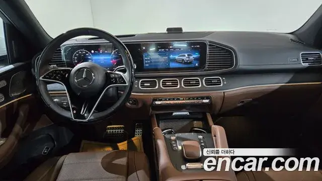 Mercedes-Benz GLS-Class 2025 — Photo 3/20