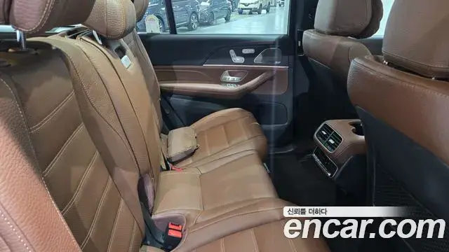 Mercedes-Benz GLS-Class 2025 — Photo 4/20