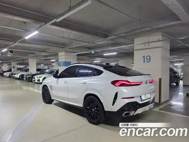 BMW X6 2025 — Photo 1/8