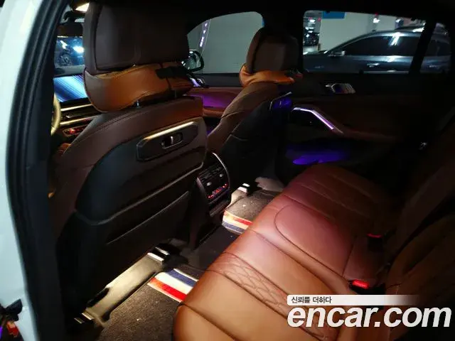 BMW X6 2025 — Photo 6/8