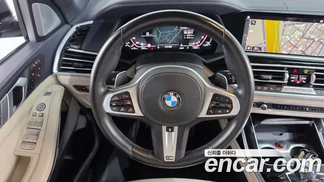 BMW X7 2021 — Фото 14/20