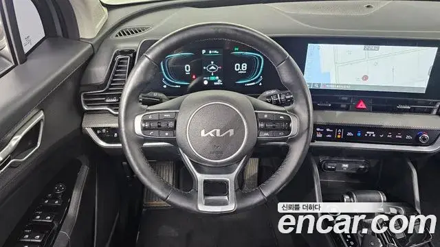 Kia Sportage 2023 — Фото 13/20