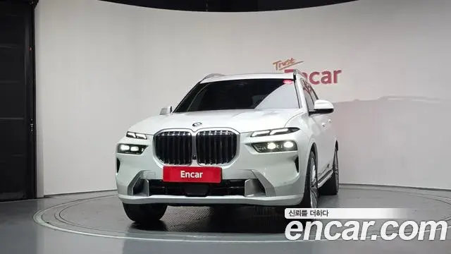 BMW X7 2025 — Photo 5/33