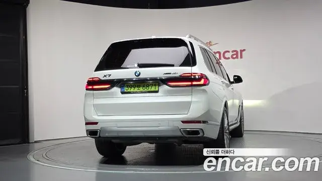 BMW X7 2025 — Photo 11/33