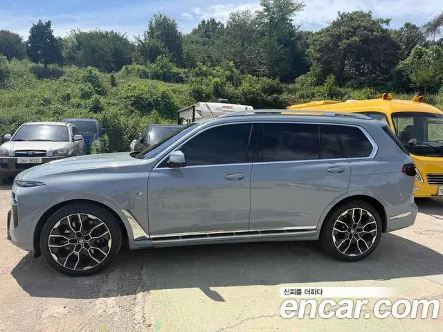 BMW X7 2026 — Şəkil 5/11