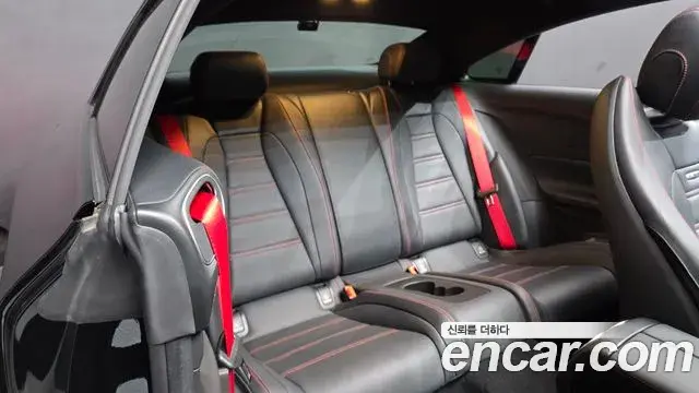 Mercedes-Benz E-Class 2020 — Şəkil 18/30