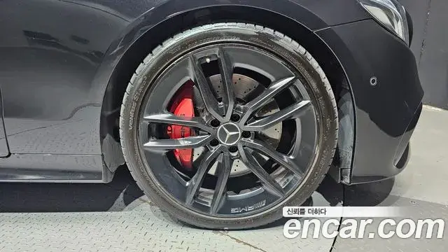 Mercedes-Benz E-Class 2020 — Şəkil 13/30
