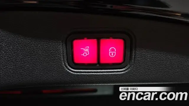 Mercedes-Benz E-Class 2020 — Şəkil 25/30