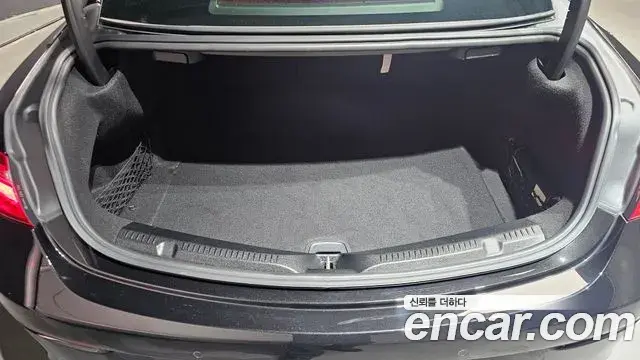Mercedes-Benz E-Class 2020 — Şəkil 22/30