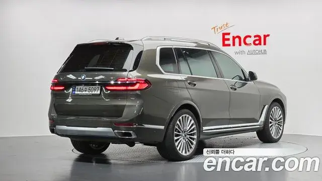 BMW X7 2023 — Photo 11/31