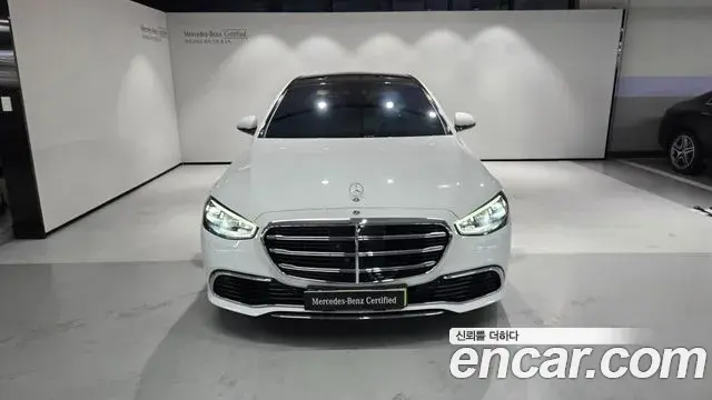 Mercedes-Benz S-Class 2025 — ფოტო 13/20