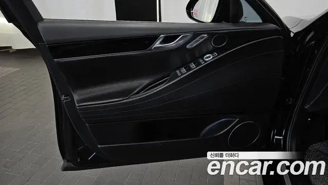 Genesis G80 2021 — Photo 9/35
