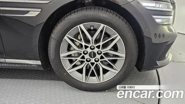 Genesis G80 2024 — Şəkil 19/33
