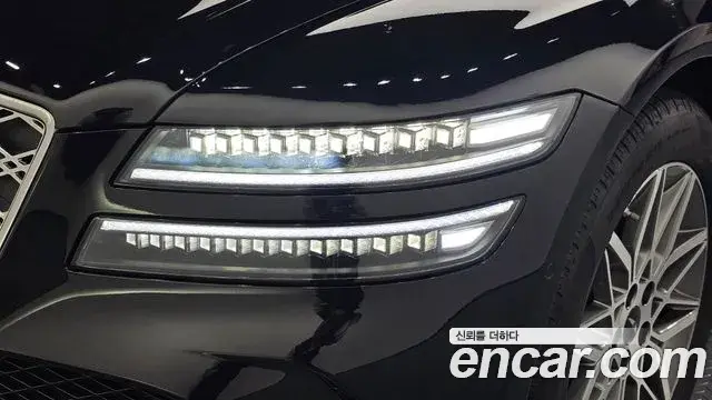 Genesis G80 2024 — Şəkil 18/33