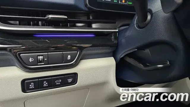 Kia Carnival 2024 — Photo 21/35