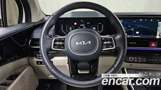 Kia Carnival 2024 — Photo 12/35