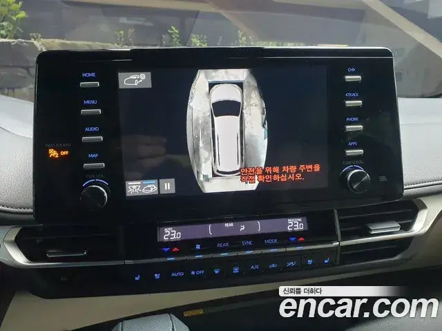 Toyota Sienna 2022 — Şəkil 15/20