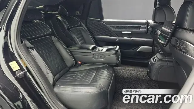 Genesis G90 2022 — Photo 2/31