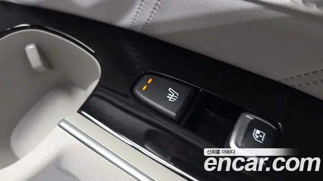 Kia Sorento 2024 — ფოტო 26/34