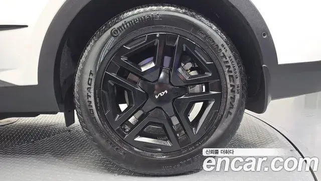 Kia Sorento 2024 — ფოტო 29/34